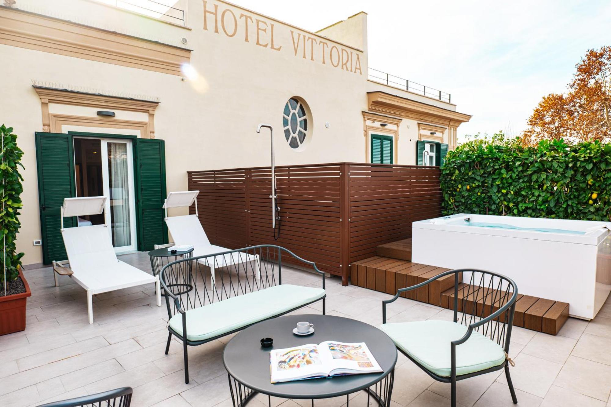 Hotel Vittoria Pompei Exterior photo